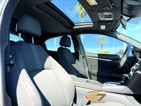 Used 2019 Honda Civic EX image 11