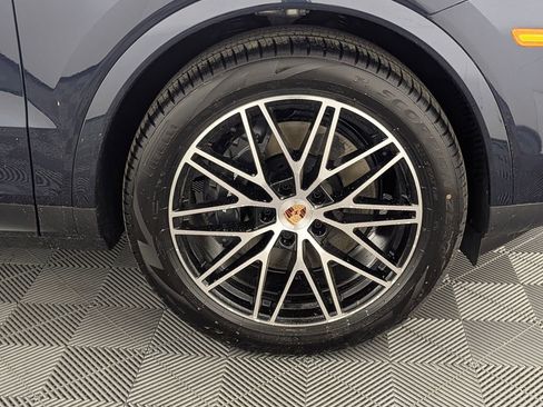 New 2026 Porsche Cayenne Coupe image 14