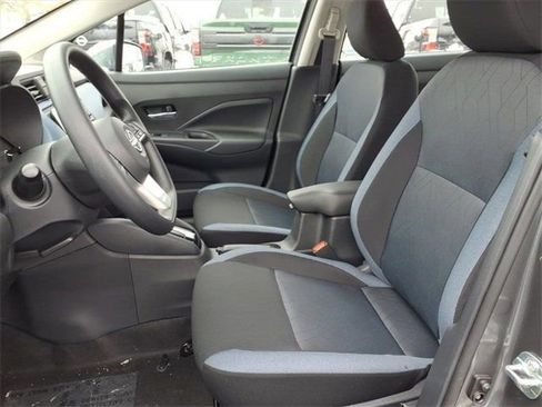 New 2025 Nissan Versa SV w/ Trunk Package FWD image 9