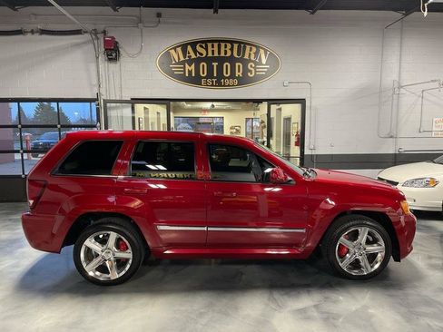 Used 2010 Jeep Grand Cherokee SRT8 w/ SRT Option Group I image 10