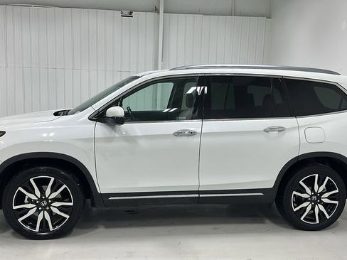 Used 2021 Honda Pilot Elite image 3
