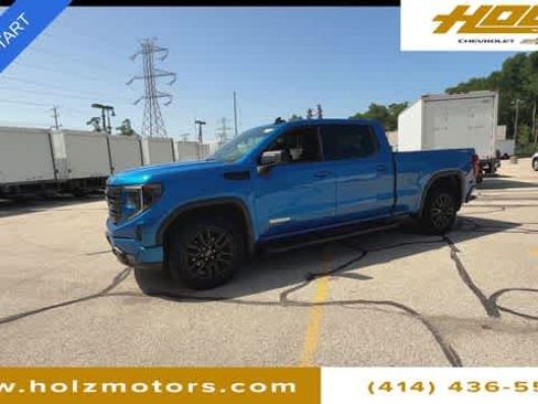 Certified 2022 GMC Sierra 1500 Elevation w/ LPO, Elevation Black Package AWD/4WD image 4