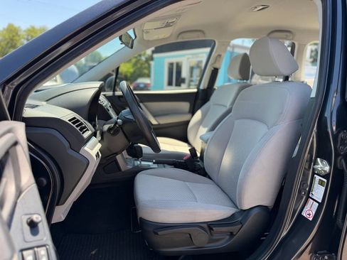 Used 2017 Subaru Forester 2.5i w/ Alloy Wheel Package AWD/4WD image 10