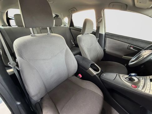 Used 2013 Toyota Prius Two FWD image 19