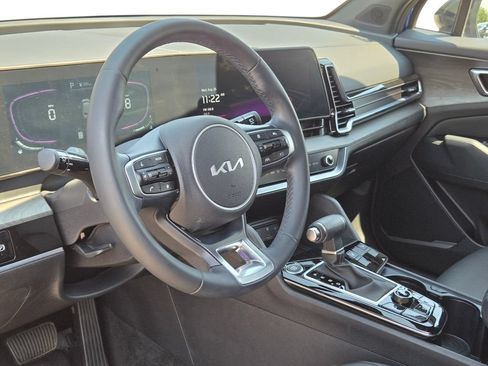 Certified 2025 Kia Sportage X-Line AWD/4WD image 17