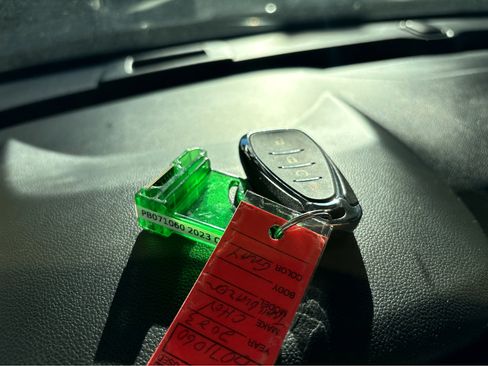 Used 2023 Chevrolet TrailBlazer LT image 27