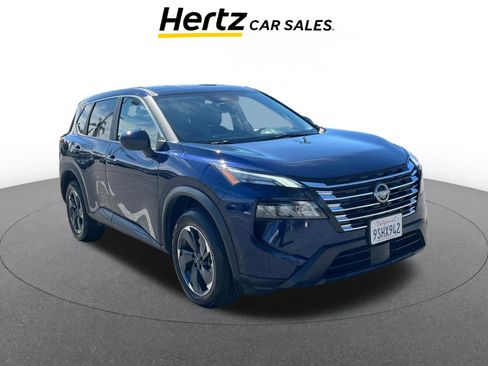 Used 2025 Nissan Rogue SV image 1