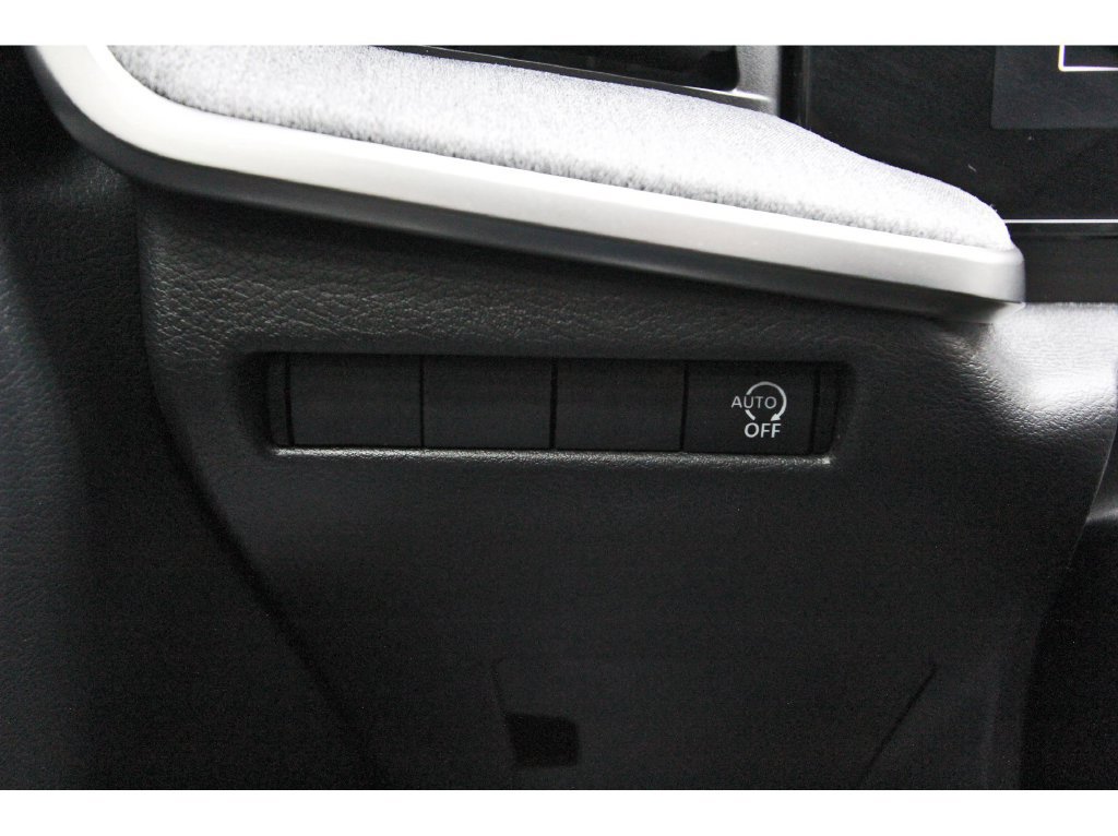 Certified 2026 Nissan Kicks SV FWD image 22