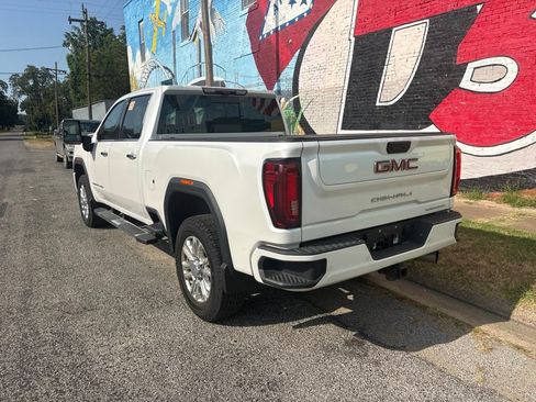 Used 2023 GMC Sierra 2500 Denali w/ Technology Package AWD/4WD image 4