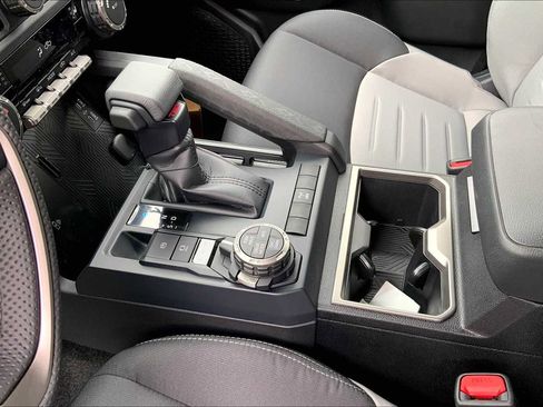 New 2025 Toyota Tacoma TRD Off-Road image 7