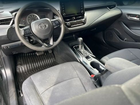 Used 2020 Toyota Corolla LE image 8