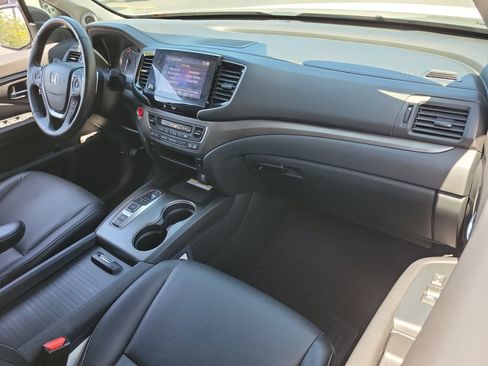 Used 2023 Honda Ridgeline RTL-E image 12