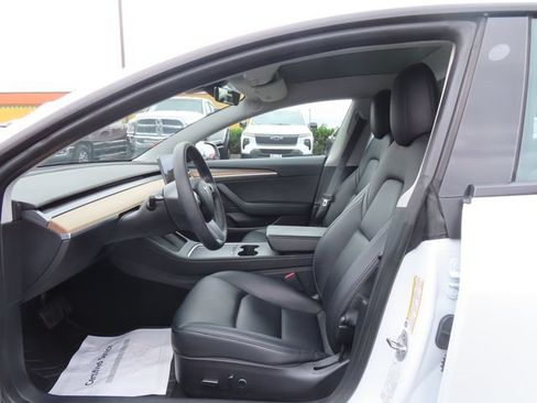 Used 2022 Tesla Model 3 RWD image 13