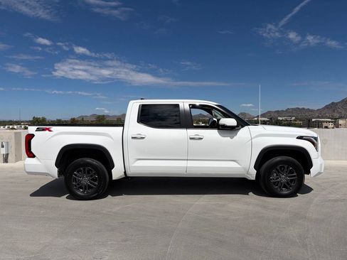 Used 2024 Toyota Tundra SR5 w/ SR5 Convenience Package AWD/4WD image 3