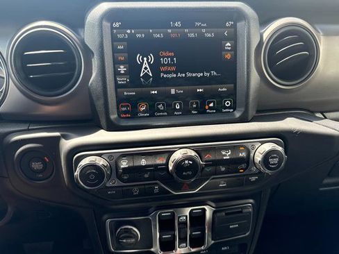 Used 2021 Jeep Wrangler Unlimited Sport AWD/4WD image 15