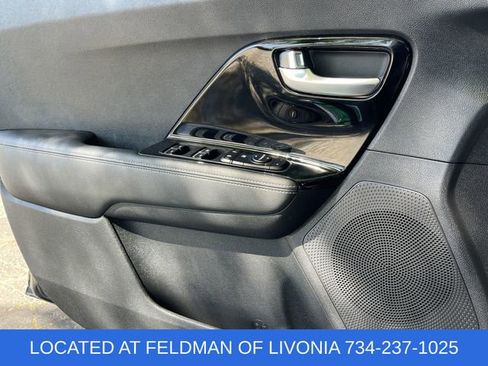 Used 2020 Kia Niro LXS FWD image 20