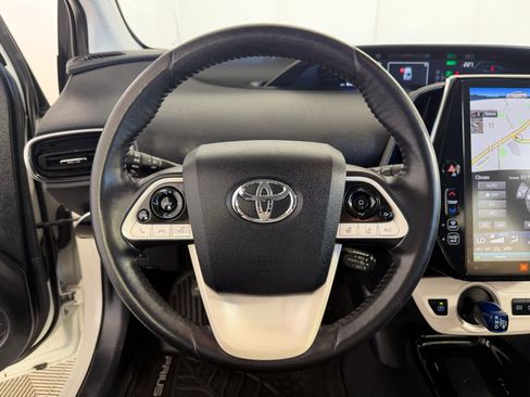 Used 2019 Toyota Prius Prime Advanced image 15