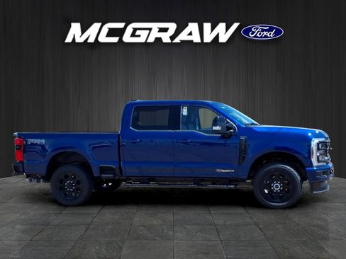 New 2026 Ford F250 Lariat w/ Black Appearance Package AWD/4WD image 7