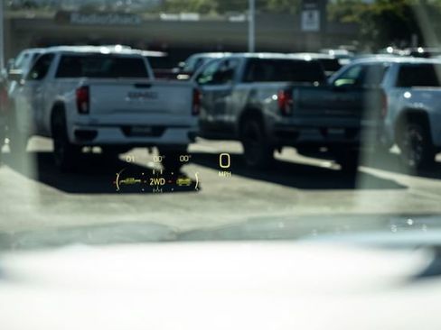 Certified 2025 GMC Sierra 1500 AT4 w/ AT4 Premium Package AWD/4WD image 45