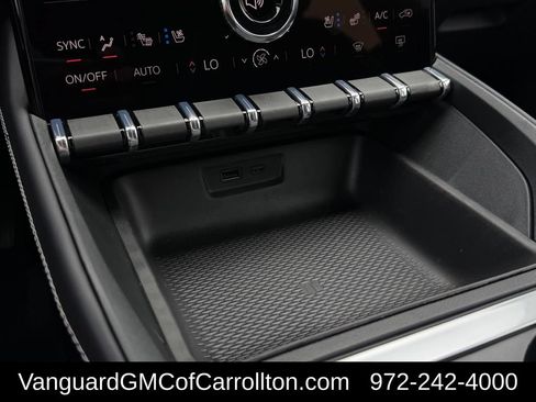 New 2026 GMC Terrain Denali w/ LPO, Floor Liner Package AWD/4WD image 18