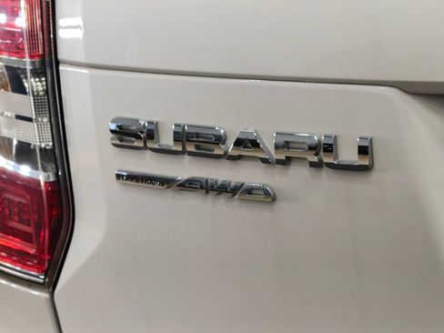 Used 2015 Subaru Forester 2.5i Limited AWD/4WD image 35