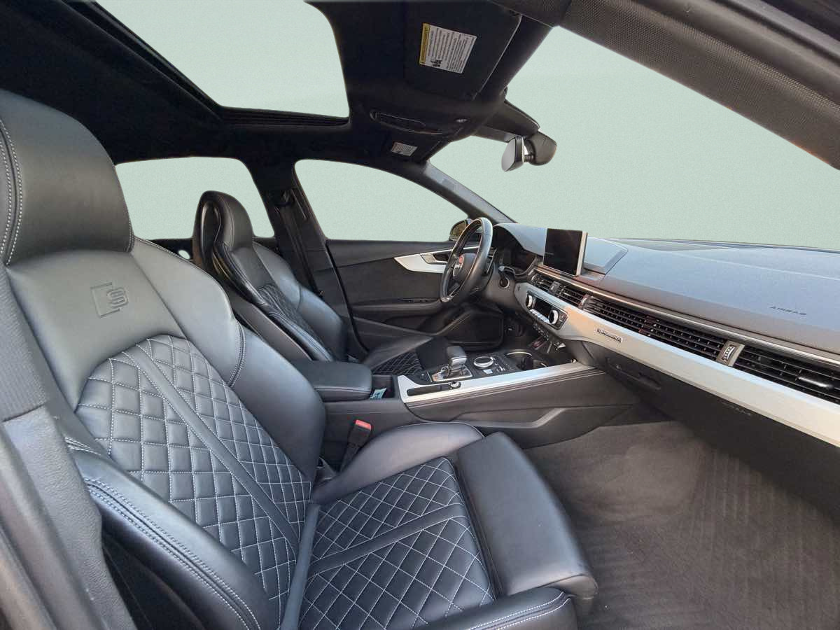 Used 2019 Audi S4 Premium Plus w/ Premium Plus Package AWD/4WD image 13