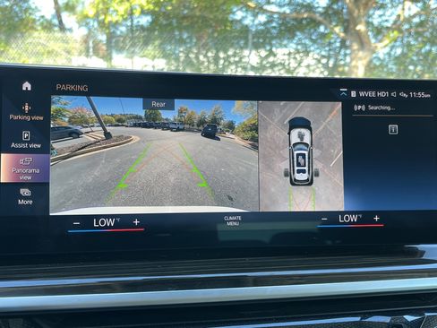 Used 2023 BMW X7 xDrive40i image 4