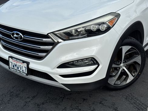 Used 2017 Hyundai Tucson Limited image 3