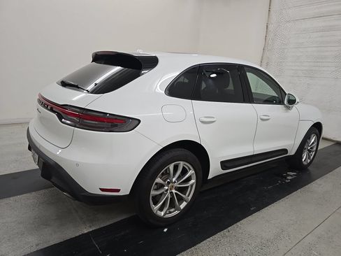 Used 2023 Porsche Macan AWD/4WD image 6