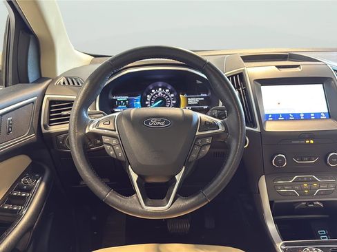 Used 2020 Ford Edge SEL w/ Convenience Package image 12