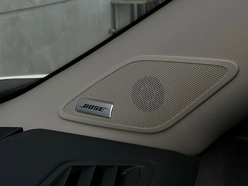 Used 2023 Nissan Pathfinder Platinum image 39