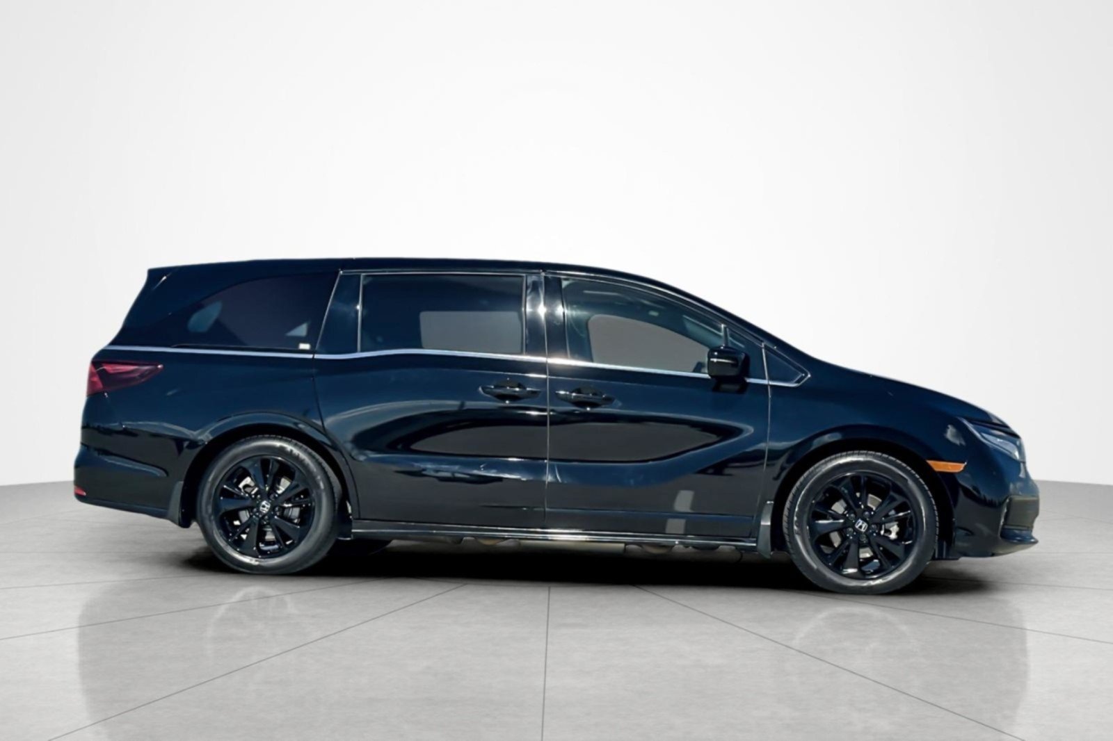 Used 2023 Honda Odyssey Sport image 6