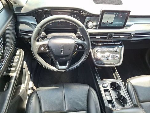 Certified 2021 Lincoln Corsair AWD w/ Premium Package image 2