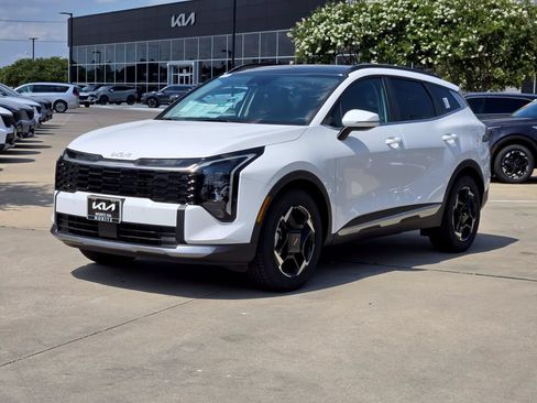 New 2026 Kia Sportage EX w/ EX Panorama Roof Package FWD image 3