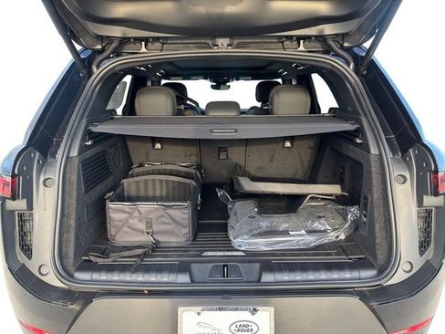 New 2026 Land Rover Range Rover Sport SE AWD/4WD image 18