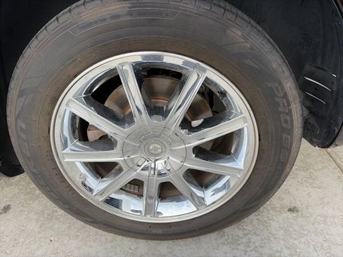 Used 2010 Chrysler 300 Touring AWD/4WD image 12