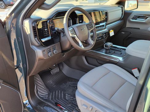 New 2026 Chevrolet Silverado 1500 LT Trail Boss w/ Convenience Package II image 13