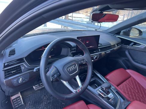 Used 2023 Audi S4 Premium Plus w/ Premium Plus Package image 5