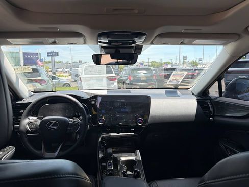 Used 2025 Lexus NX 350 AWD w/ Accessory Package (2T) image 19