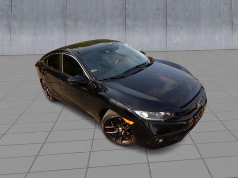 Used 2021 Honda Civic Sport image 2