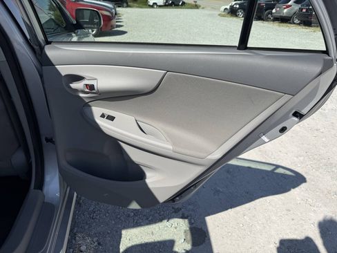 Used 2009 Toyota Corolla LE FWD image 13