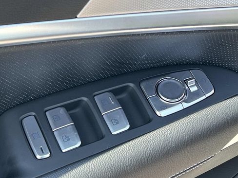 New 2026 Genesis G70 2.5T Prestige AWD/4WD image 18