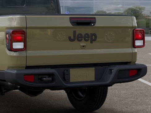 New 2026 Jeep Gladiator Sport image 13