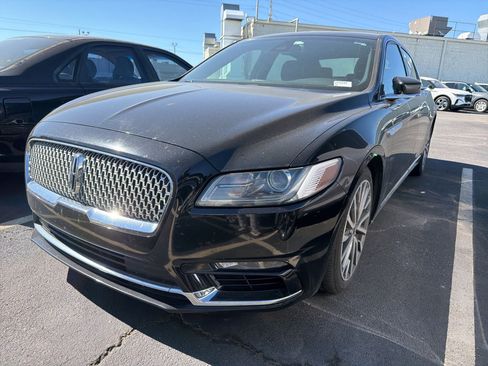 Used 2017 Lincoln Continental Select w/ Climate Package image 1