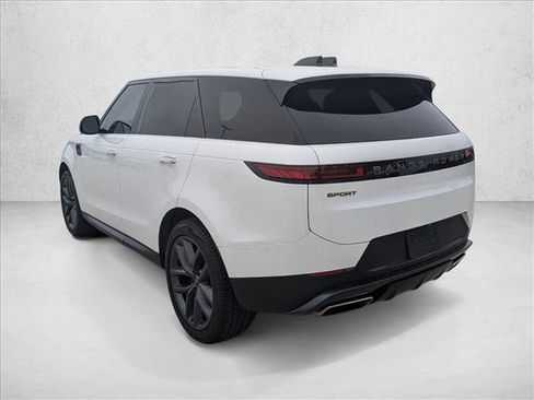 Used 2024 Land Rover Range Rover Sport SE AWD/4WD image 8