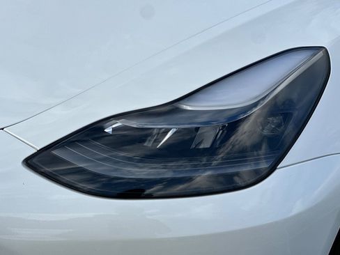 Used 2023 Tesla Model 3 Standard Range image 51