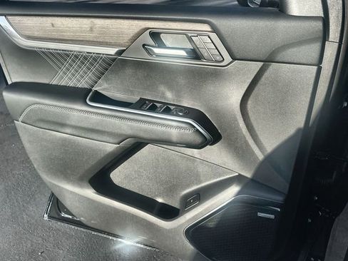 New 2026 GMC Acadia Denali image 23