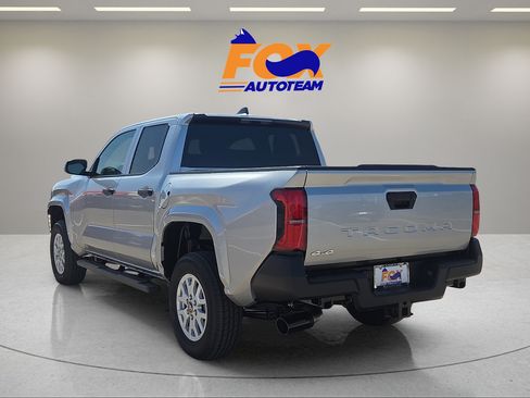 New 2026 Toyota Tacoma SR AWD/4WD image 3