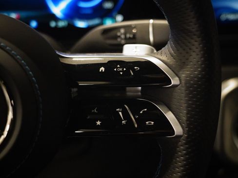 Used 2025 Mercedes-Benz G 580 w/ EQ Technology image 18