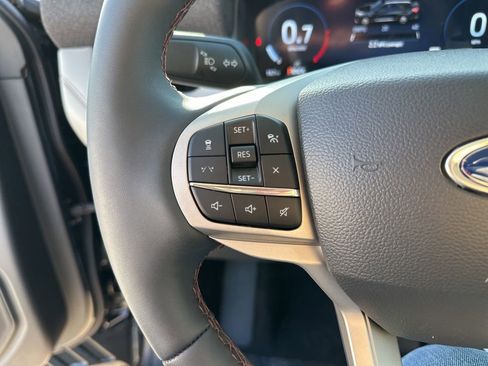 New 2026 Ford Explorer Active w/ Active Comfort Package image 18